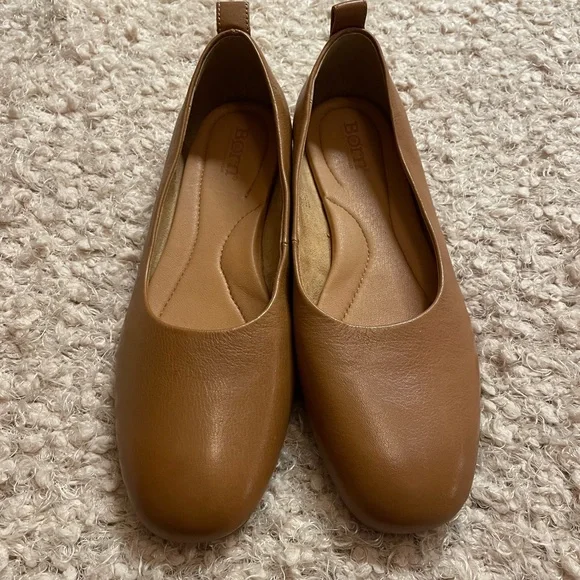 NWOT Born Beca Leather Slip On Ballet Flats - Picture 9 of 9